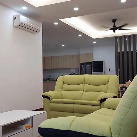 Miri Sunsky Condo Homestay 3 Rooms & 6 Guest Exterior photo