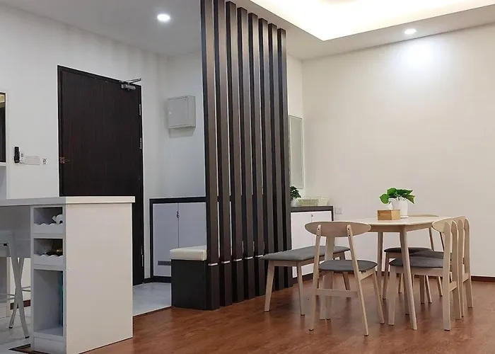 Miri Sunsky Condo Homestay 3 Rooms & 6 Guest