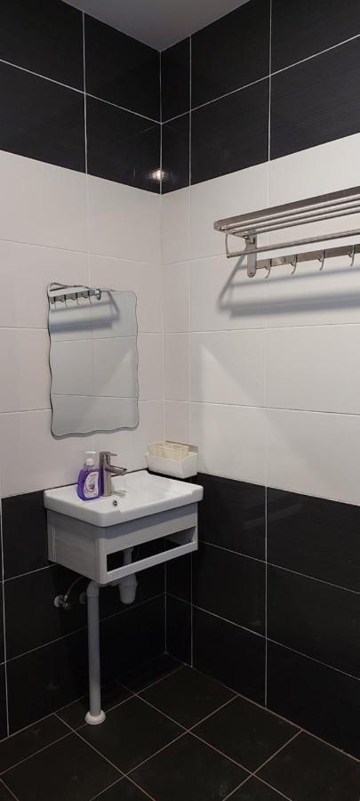 Sunsky 3 & 6 Guest Apartment Miri